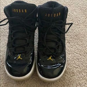 Men’s Jordan Aura max basketball shoes